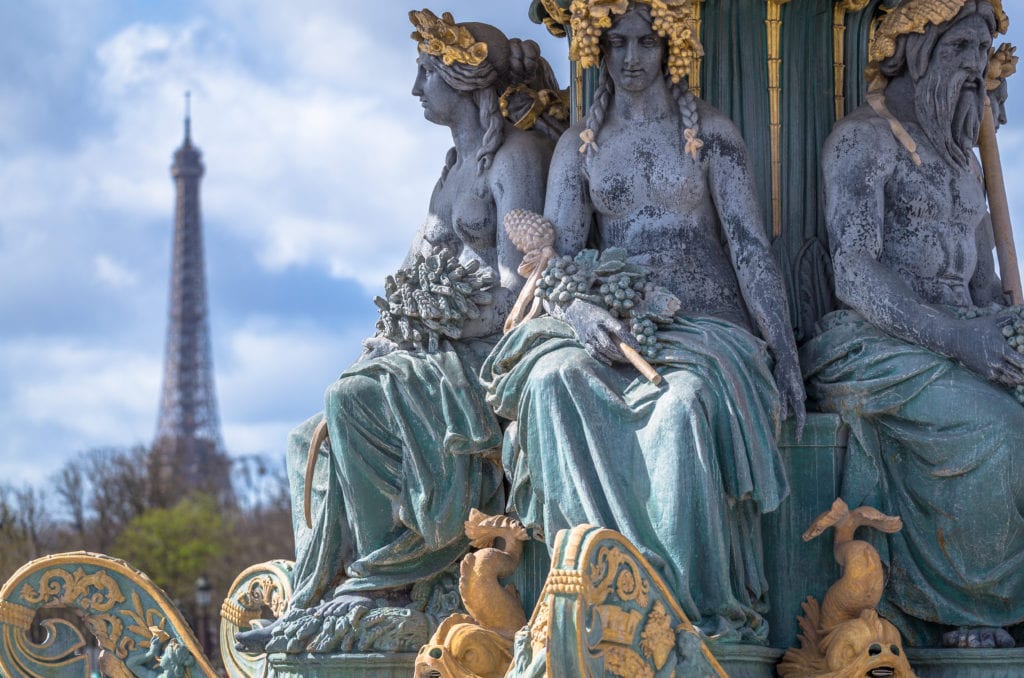 Fontaine des Fleuves and Eiffeil Tower
